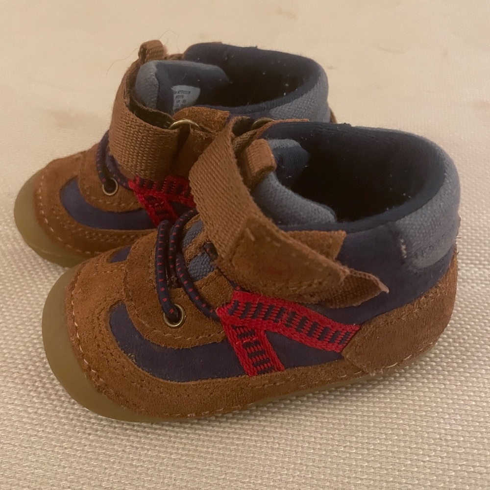Stride Rite toddler Hiking boots
